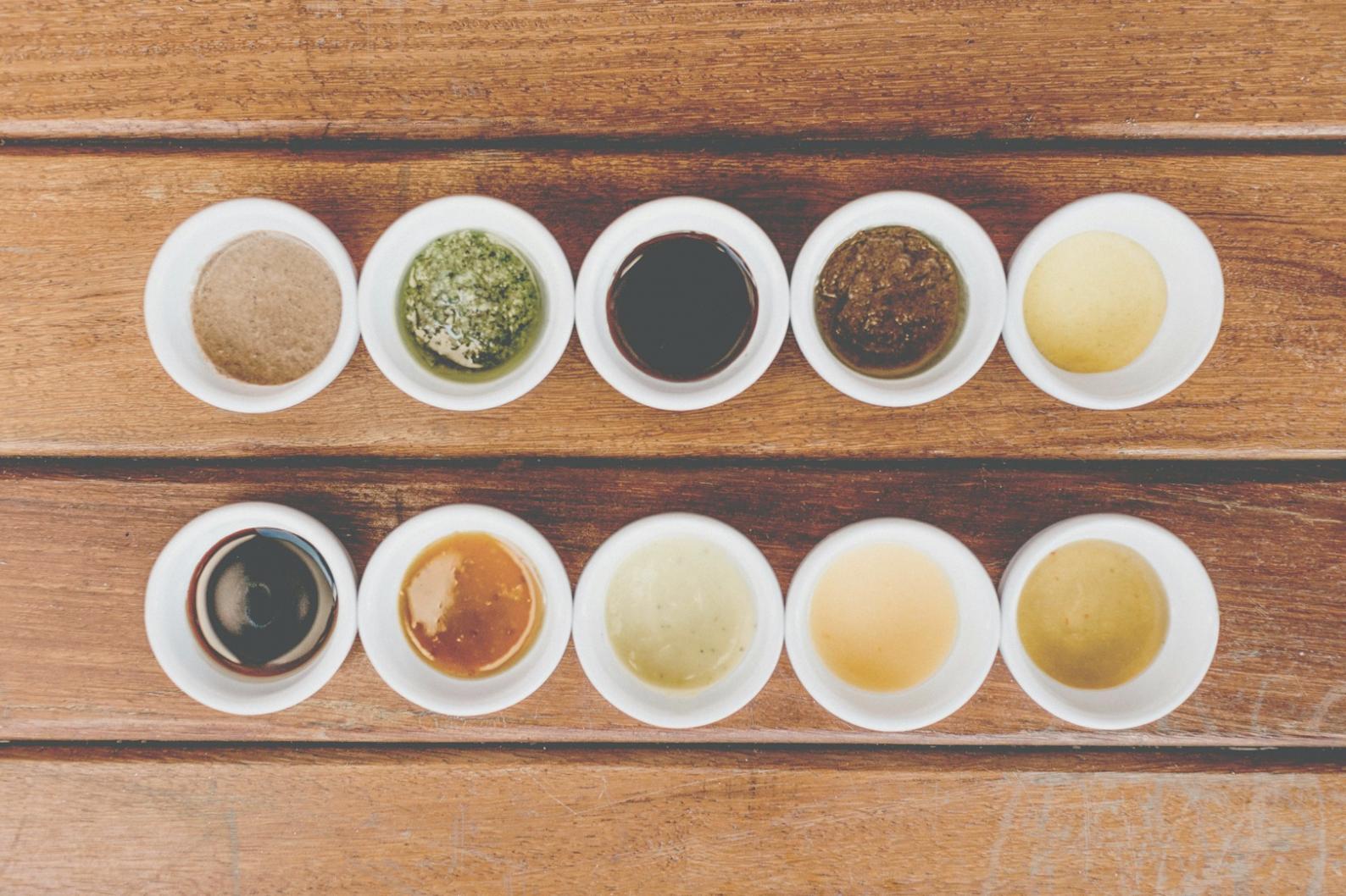 Precision sous-vide cooking setup showing temperature-controlled water bath with sealed ingredients